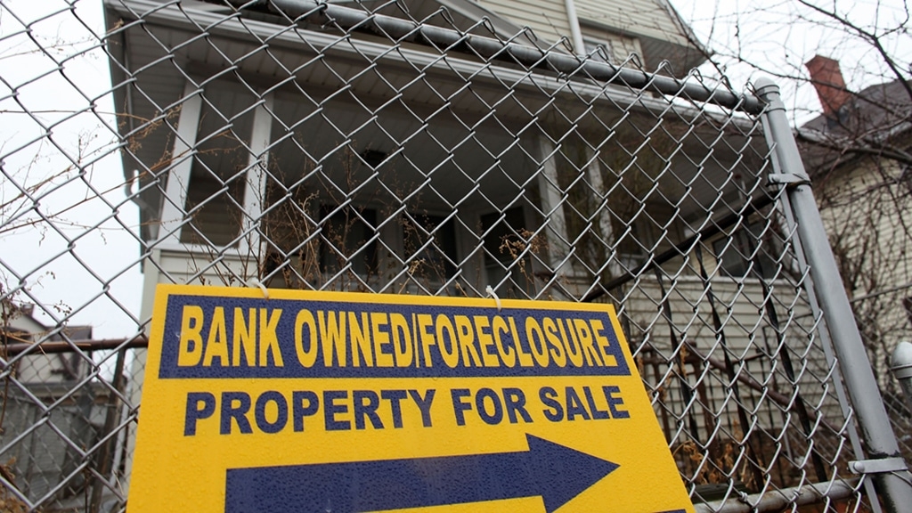 Neocons, hipoteques i ensorrament bancari