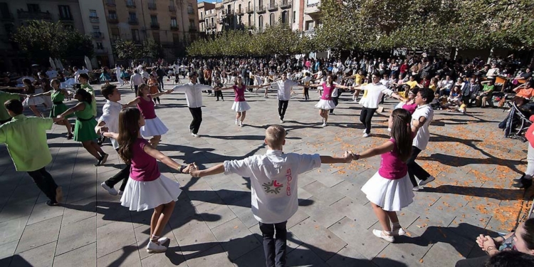 Dues de les millors colles sardanistes alevines de Catalunya són de Torroella