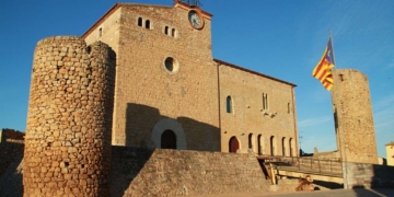Bellcaire d’Empordà i el castell dels comtes d’Empúries