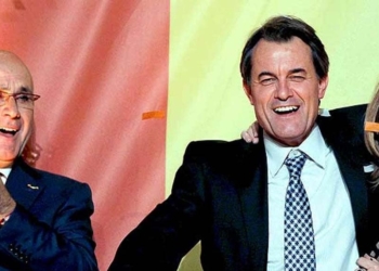 Contundent victòria de CiU