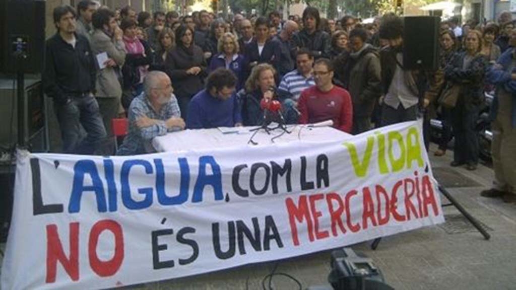 Les aigües baixen tèrboles I