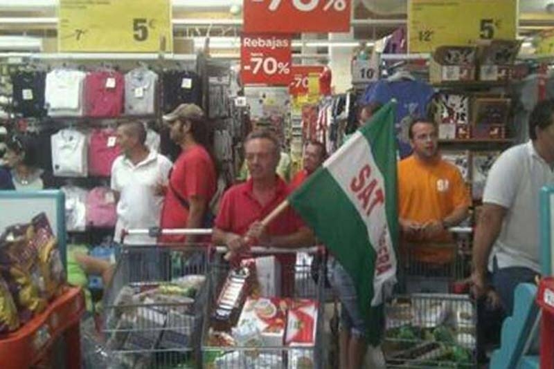 Condemnats a no pensar