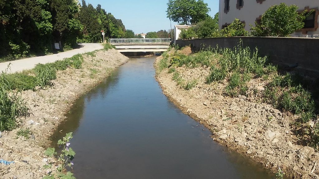 Obrir Torroella al riu