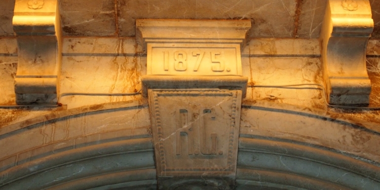 La casa Galibern, seu de la Fundació Mascort, i la Cambra Agrícola de l’Empordà