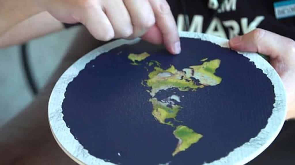 Malgrat tot, no és plana!