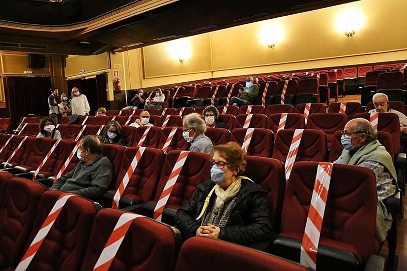 Es torna a reobrir el Cinema!