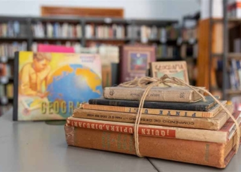 Vaixell de Paper, Mar de Llibres: una segona oportunitat pels llibres