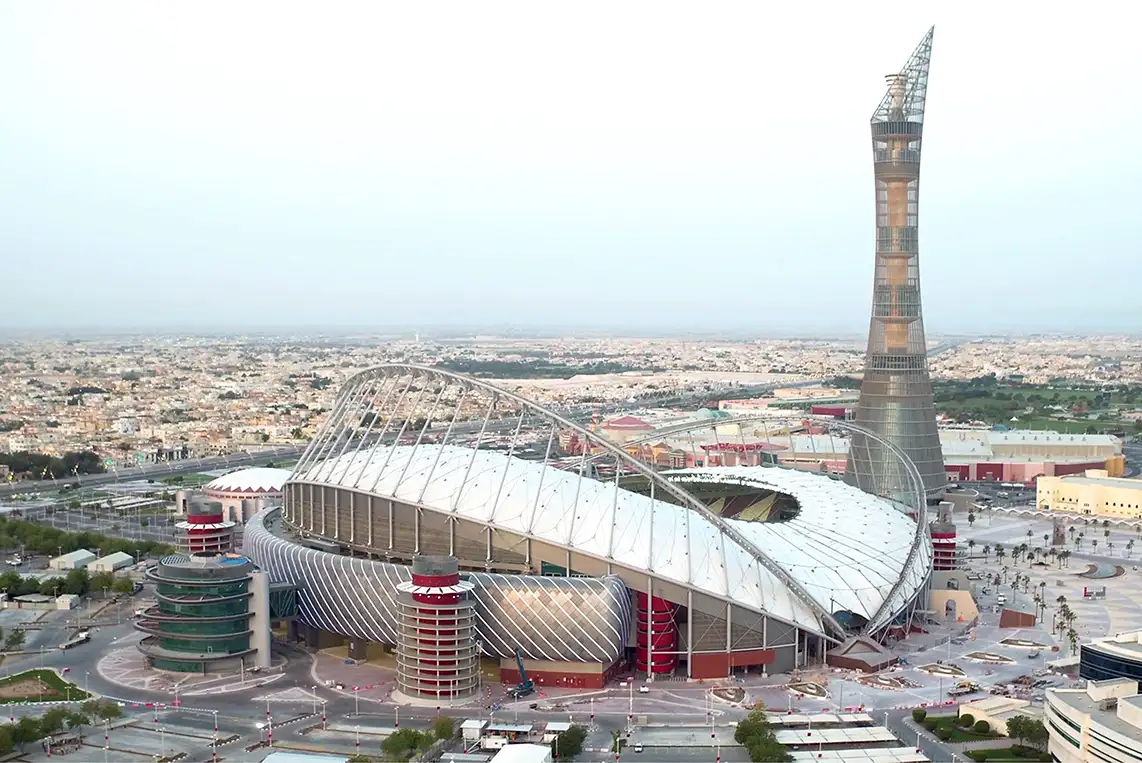 Piràmides egípcies i estadis qatarís