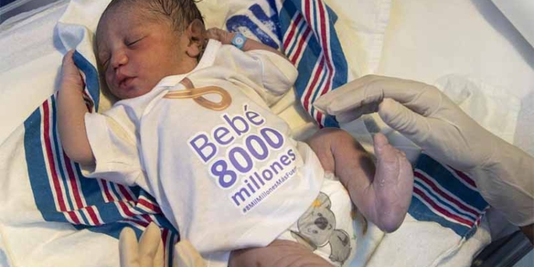 Vuit mil milions de persones