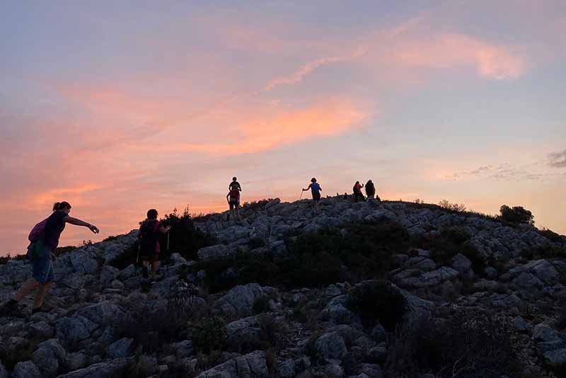 El bisbe de cap a peus