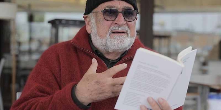 Biel Mesquida i el seu poemari “Carpe Momentum”