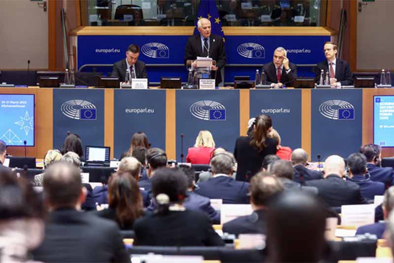 Opcions per a la defensa europea