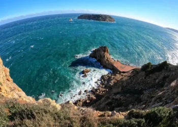 La insuportable lleugeresa de les tanques del Molinet