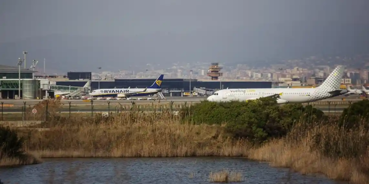 La transició ecològica s’estavella a l’aeroport