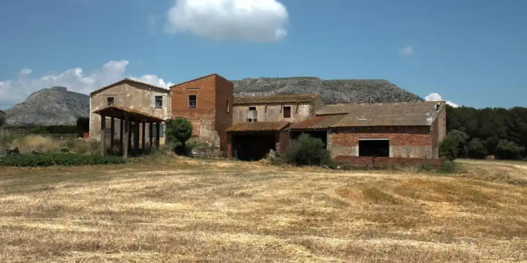 El mas Cassà i el tramvia del Baix Empordà