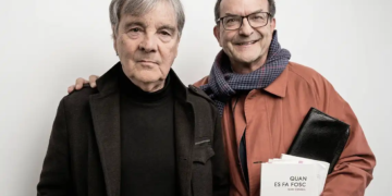 El poeta i escriptor Quim Español, entrevistat en el 13è Berenar Literari de la llibreria El Cucut